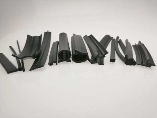 Cross section of automotive rubber extruded sealing strip.jpg