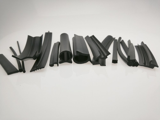 Cross section of automotive rubber extruded sealing strip.jpg
