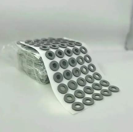 Silikonschaum gegen Schwamm gegen feste Gummi für EVs